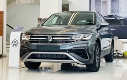 VW Tiguan Allspace giảm giá 400 triệu 'dò đáy' mới tại đại lý: SUV Đức nhập khẩu có giá thực tế rẻ hơn Sorento lắp ráp