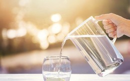 Uống nước kiểu này, coi chừng gây họa cho não bộ