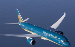 Máy bay Vietnam Airlines hạ cánh khẩn cấp tại Dubai cấp cứu hành khách