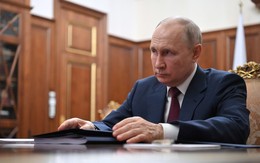 Tổng thống Putin tuyên bố thẳng về vấn đề bom chùm