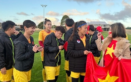 THƯ AUCKLAND: Người Việt ở New Zealand thể hiện tình yêu đội tuyển