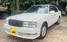 Huyền thoại một thời Toyota Crown 2001 rao bán giá 990 triệu đồng, đắt hơn Mazda6 'đập hộp'