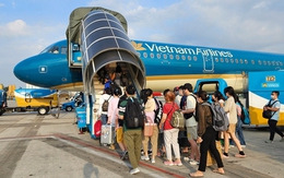 2,2 tỉ cổ phiếu Vietnam Airlines bị hạn chế giao dịch