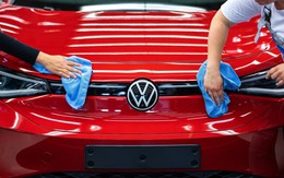 Volkswagen - Niềm tự hào của nước Đức bên bờ vực thẳm, nguy cơ trở thành nhà sản xuất theo hợp đồng, lắp xe cho hãng khác