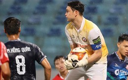 Văn Lâm xuất sắc, cản tham vọng chiếm ngôi đầu của Viettel