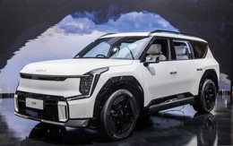 Kia chính thức đưa SUV điện đầu bảng EV9 GT-Line 2024 đến Đông Nam Á, là đối thủ đáng gờm của VinFast VF 9