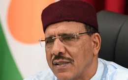 Chính quyền quân sự Niger muốn truy tố Tổng thống Bazoum tội “phản quốc”