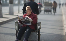 Về hưu, cha mẹ nên "giấu kín" con cháu 3 việc, càng để lộ càng vướng phiền hà