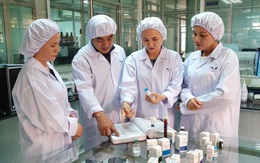 Doanh nghiệp đầu tiên của Việt Nam sản xuất thành công thuốc điều trị ung thư đang kinh doanh ra sao?