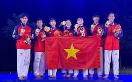 Đội biểu diễn quyền taekwondo Việt Nam giành HCV nội dung tiếp theo tại Liên hoan taekwondo thế giới
