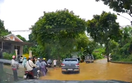 1 cháu nhỏ tử vong do sạt lở ở Lào Cai, sơ tán khẩn trương 5 hộ dân