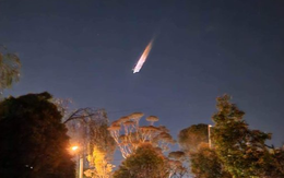 Cầu lửa nổ vang trên bầu trời Úc là thân tên lửa đẩy của Nga?