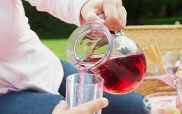 Nghiên cứu: Thức uống nhiều người mê làm tăng gần gấp đôi nguy cơ mắc ung thư gan nếu uống hàng ngày