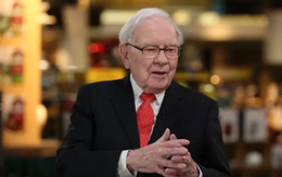 Tỷ phú “xưa nay hiếm” Warren Buffett: 93 tuổi vẫn trên đỉnh cuộc chơi, trí tuệ nhạy bén với khoản đầu tư “khác người”, xây công ty lớn nhất nhì thế giới