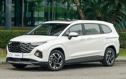 Hyundai Custin ra mắt Việt Nam: Giá từ 850 triệu rẻ nhất phân khúc, phả hơi nóng lên Carnival, lấn sân cả Innova mới