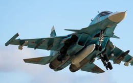 Lần đầu tiên Su-34 mang tên lửa siêu thanh Kinzhal tấn công mục tiêu ở Ukraine