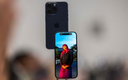 Không phải iPhone 15 Pro Max, đây mới là mẫu iPhone đắt đỏ nhất năm nay: Ai dám mua mới thực sự là "đại gia"!