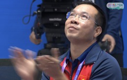 NÓNG: Việt Nam có HCV đầu tiên tại Asiad 2022, HLV Hoàng Xuân Vinh nghẹn ngào rơi lệ
