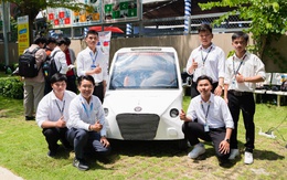 Ô tô điện của sinh viên gây ấn tượng mạnh với doanh nghiệp tại HUTECH TECHSHOW 2023