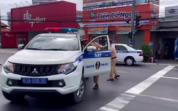 CLIP: Truy bắt tài xế lái ô tô ngông cuồng ở Tiền Giang