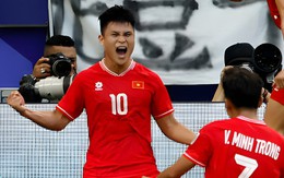 Tuấn Hải khiến cả châu Á "chấn động", xé lưới Nhật Bản giúp tuyển Việt Nam dẫn trước
