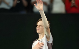 Ngược dòng trước Daniil Medvedev, Jannik Sinner vô địch Australian Open 2024