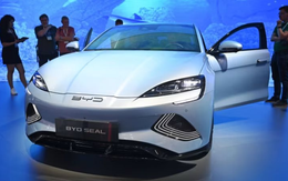 Hãng xe điện Trung Quốc bội thu, bám sát nút khiến Tesla của Elon Musk ‘đứng ngồi không yên’