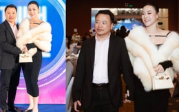 Shark Bình khoe ảnh cùng vợ đi YEP công ty, Phương Oanh chuẩn dáng phu nhân tổng tài!