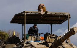 Rốc-két từ Lebanon nã dữ dội vào Israel