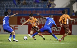 “Đại gia” giải Hạng Nhất bất ngờ muốn lấy 3 ngôi sao HAGL, bầu Đức quyết định thế nào?