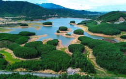 Phát hiện một "vịnh Hạ Long thu nhỏ" ở Đà Nẵng, cách thành phố 20km, du khách nhận xét yên bình như tranh