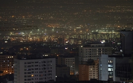 Israel đánh vào “xương sống công nghiệp tên lửa” của Iran