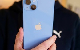 Apple xác nhận mẫu iPhone này có thể bị lỗi camera: Kiểm tra xem máy của bạn có bị "dính" hay không