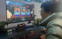 Bà cụ U70 cùng bạn lập đội Esports, đi đấu giải khiến cư dân mạng thán phục