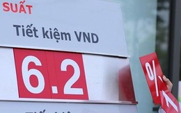 Lý do các ngân hàng không ngừng tăng lãi suất tiền gửi