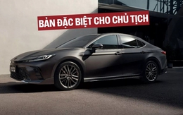 Toyota Camry thêm phiên bản đặc biệt: Nội thất toàn da thật và nhung, nút 'boss' cho sếp ngồi thoải mái, mạnh 194 mã lực