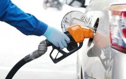 Giá xăng dầu cùng giảm, RON 95 về sát 20.500 đồng/lít