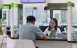 Vietcombank, Agribank thông báo các tài khoản ngân hàng sẽ bị khóa thẻ, tạm ngừng giao dịch từ 1/1/2025