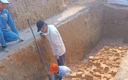 Đào móng nhà, phát hiện bất ngờ có từ ngàn năm trước