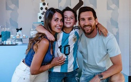 Quý tử lập siêu phẩm trên chấm đá phạt, Messi có phản ứng khiến dân tình chú ý