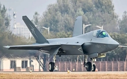 Tiêm kích tàng hình J-35 của Trung Quốc có hợp đồng đầu tiên