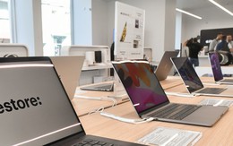 Doanh số bán máy tính xách tay Apple tăng đột biến ở Nga