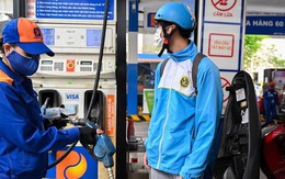 Giá xăng dầu sẽ tăng mạnh vào ngày mai?