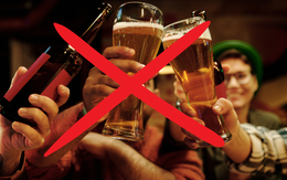 Điều gì sẽ xảy ra khi mọi người ngừng uống bia rượu hoàn toàn: Câu hỏi khiến Carlsberg, Heineken, Anheuser sợ hãi, chi hàng chục triệu USD tìm cách tồn tại
