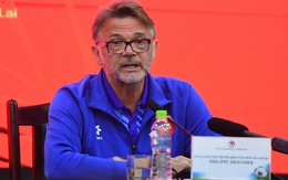 HLV Troussier chê tuyển Việt Nam không có tiền đạo giỏi, lý giải về thất bại ở Asian Cup