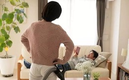Chồng quá lười, mẹ chồng khuyên ly hôn nhưng tôi tiếc vì anh chưa ngoại tình