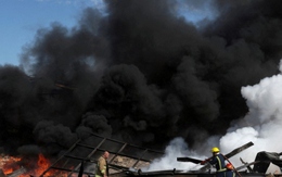 Israel lần đầu không kích vào sâu trong lãnh thổ Lebanon