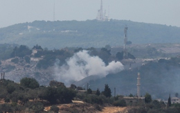 Hezbollah bắn hơn 60 quả tên lửa tấn công Israel