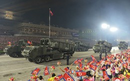Báo Nga so sánh sức mạnh tên lửa KN-24 Triều Tiên và ATACMS của Mỹ