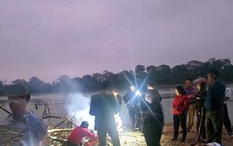 Vụ 2 trẻ mất tích trên sông Lam: Tìm thấy thi thể một cháu cách hiện trường 2km